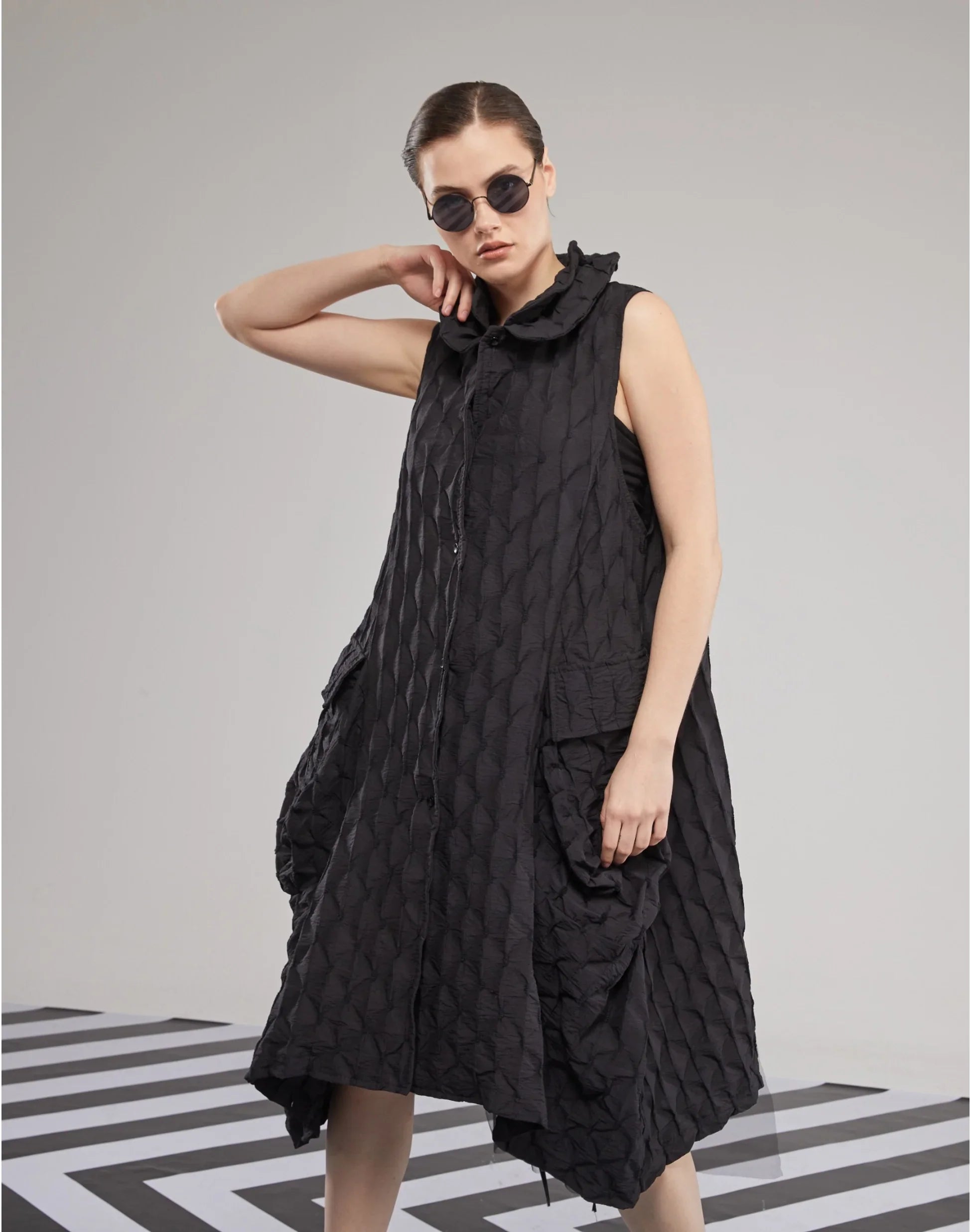 H4 London Luxury Black Woven Sleeveless Vest