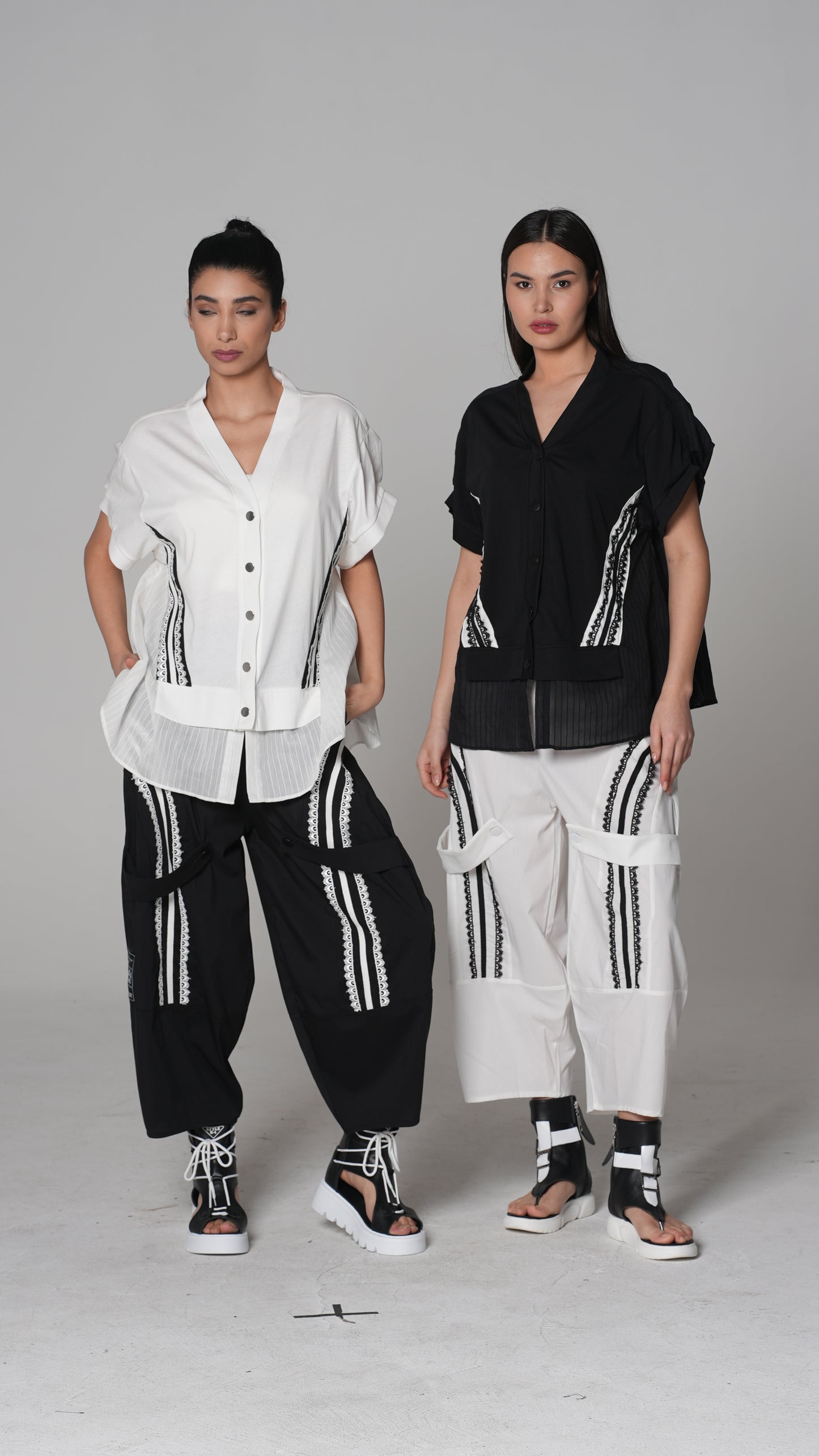 Top de Tul con Mangas Capa | H4 London – Modelo 6215
