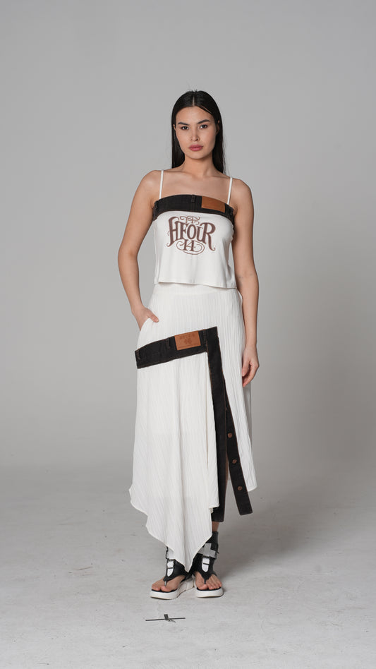 Blusa Corta de Encaje Semitransparente | H4 London – Estilo 6225