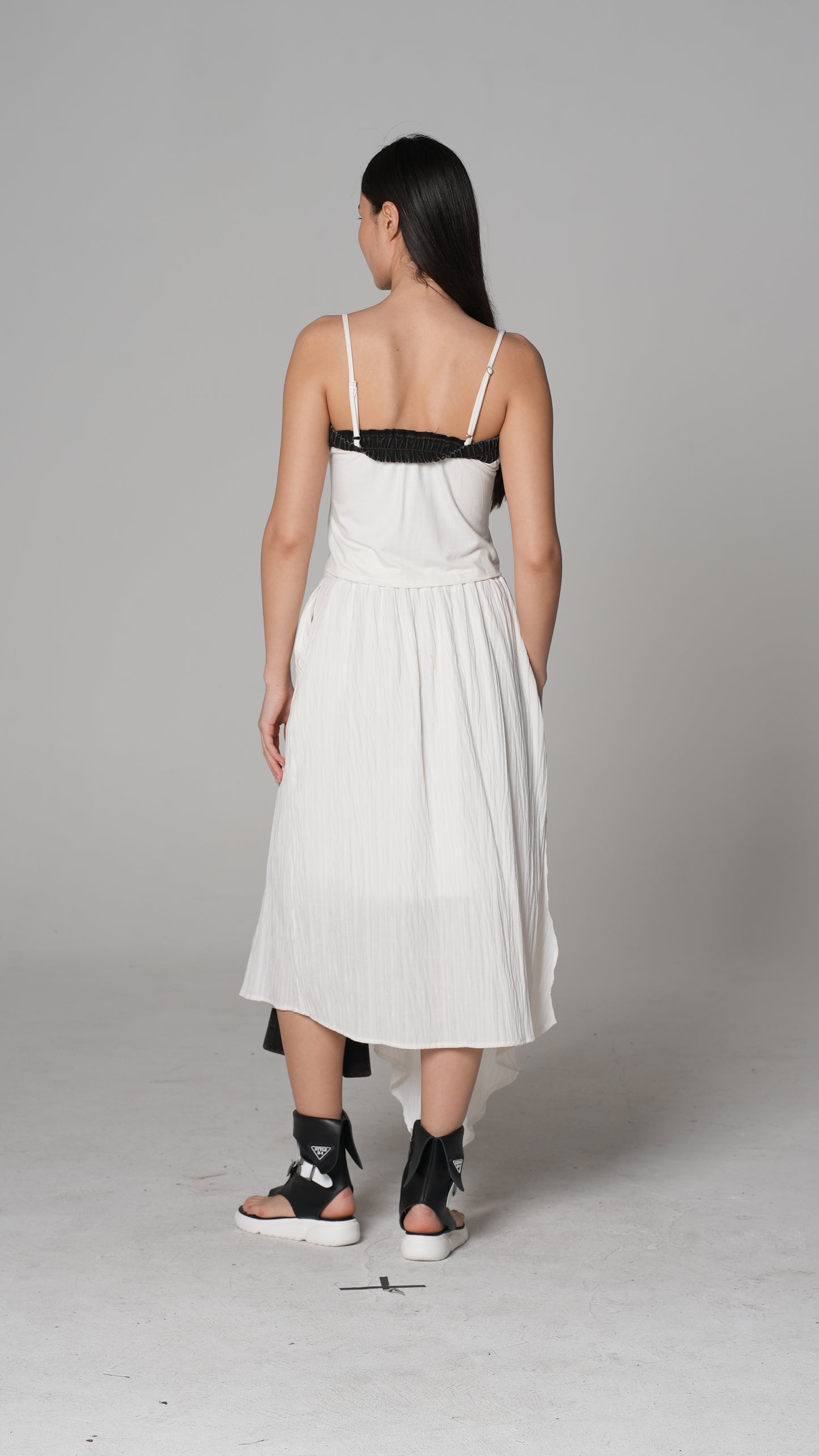 Falda Midi de Encaje Semitransparente | H4 London – Style 6226