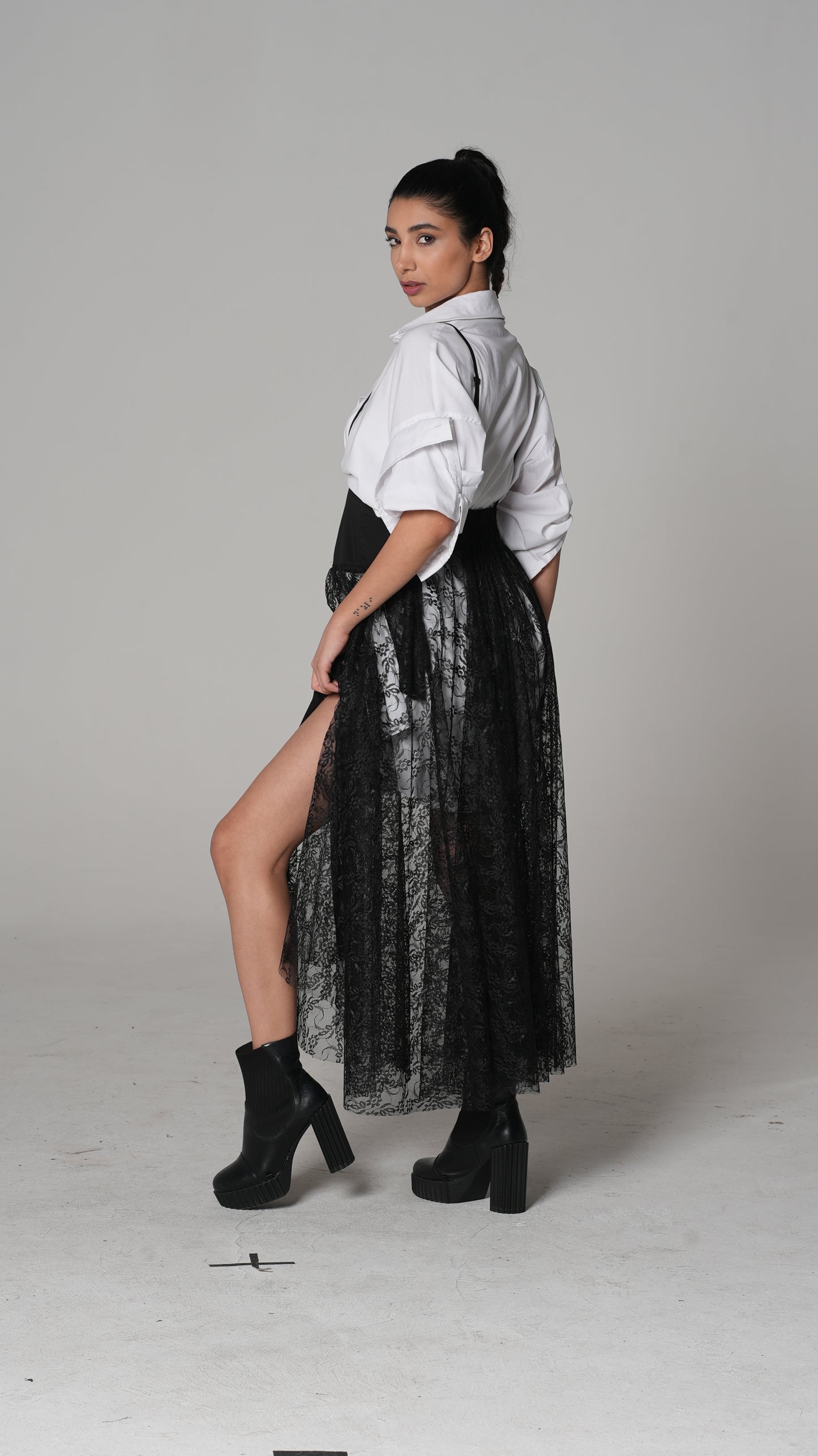 Transparentes Spitzen-Maxikleid | H4 London – Modell 6230