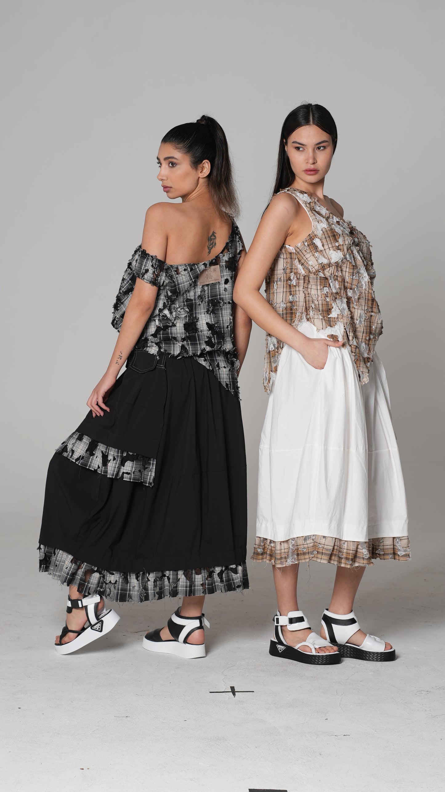 Blusa de Cuadros Desgastada Deshilachada | H4 London – Modelo 6244