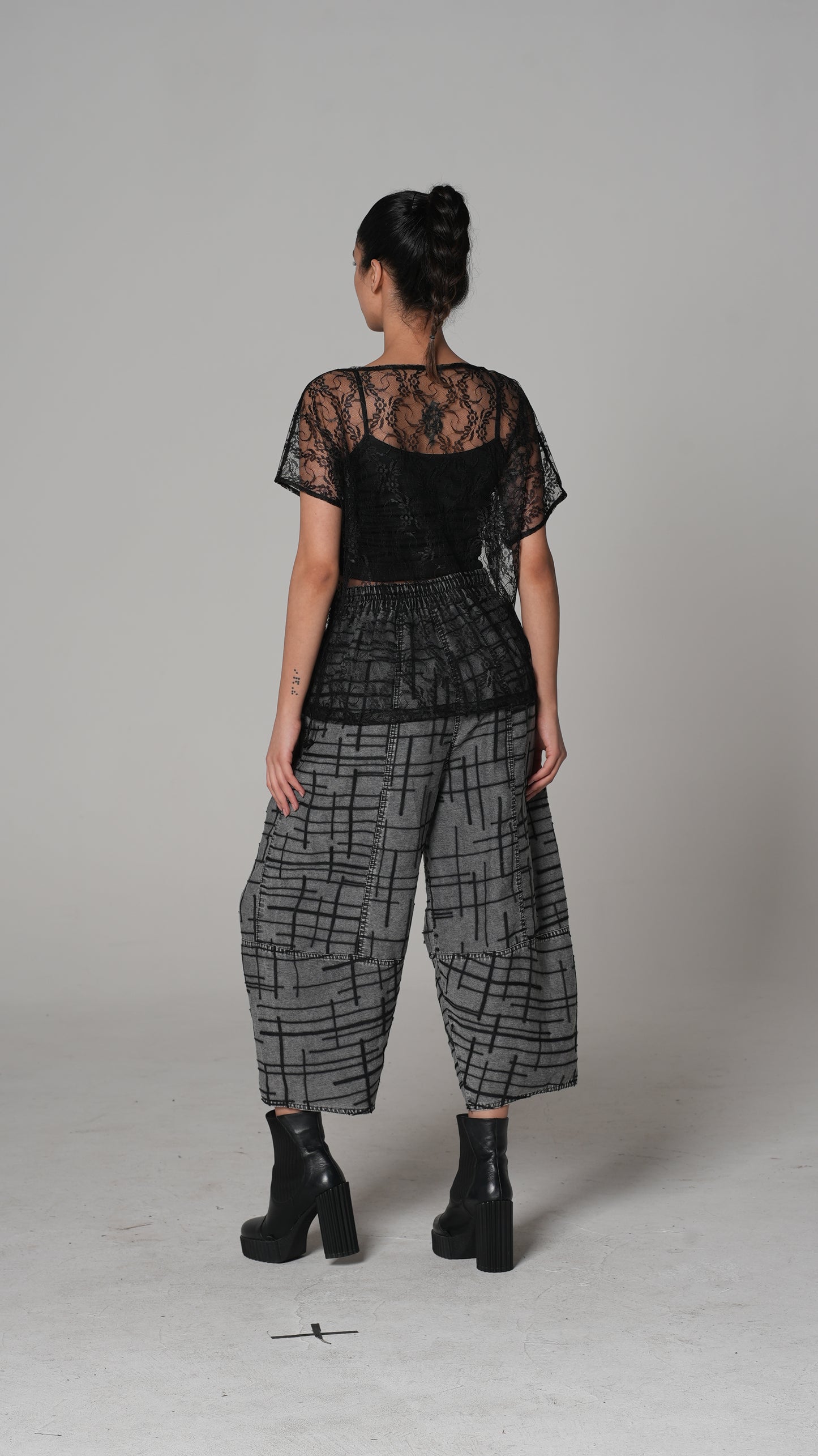 Blusa de Encaje a Cuadros | H4 London – Estilo 6258