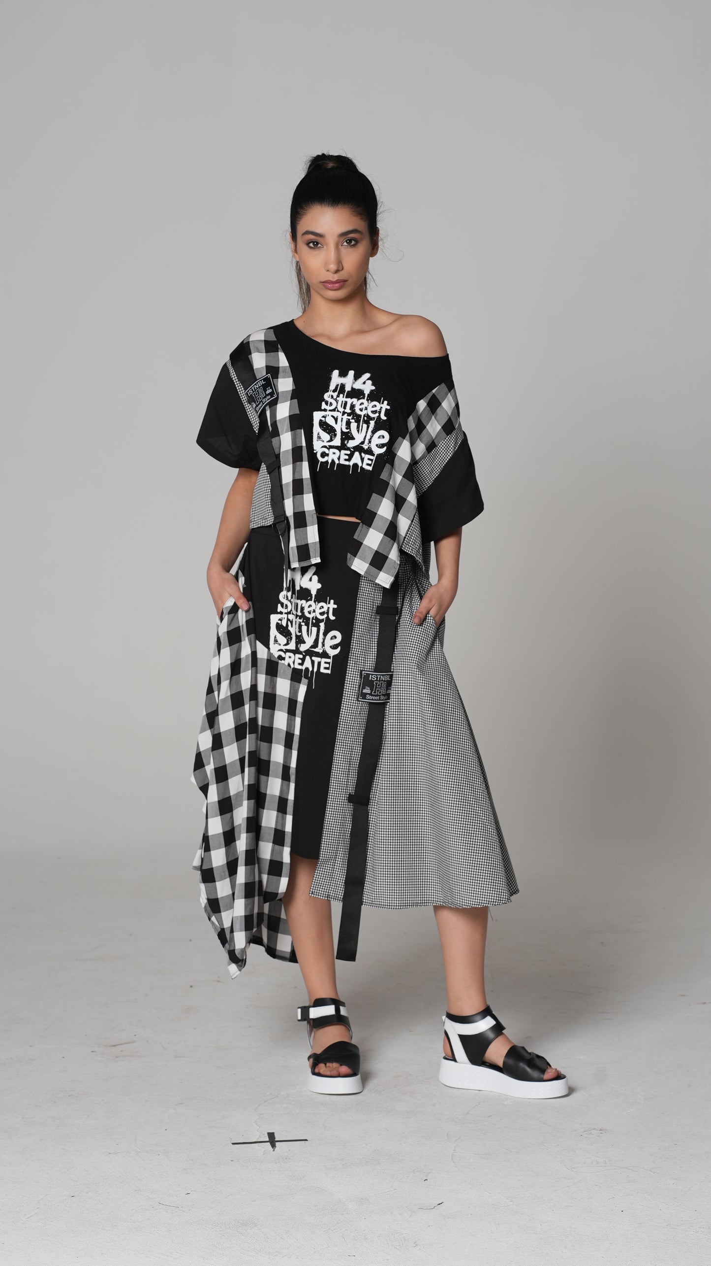 Camiseta Estampada Negra | H4 London – Estilo 6270