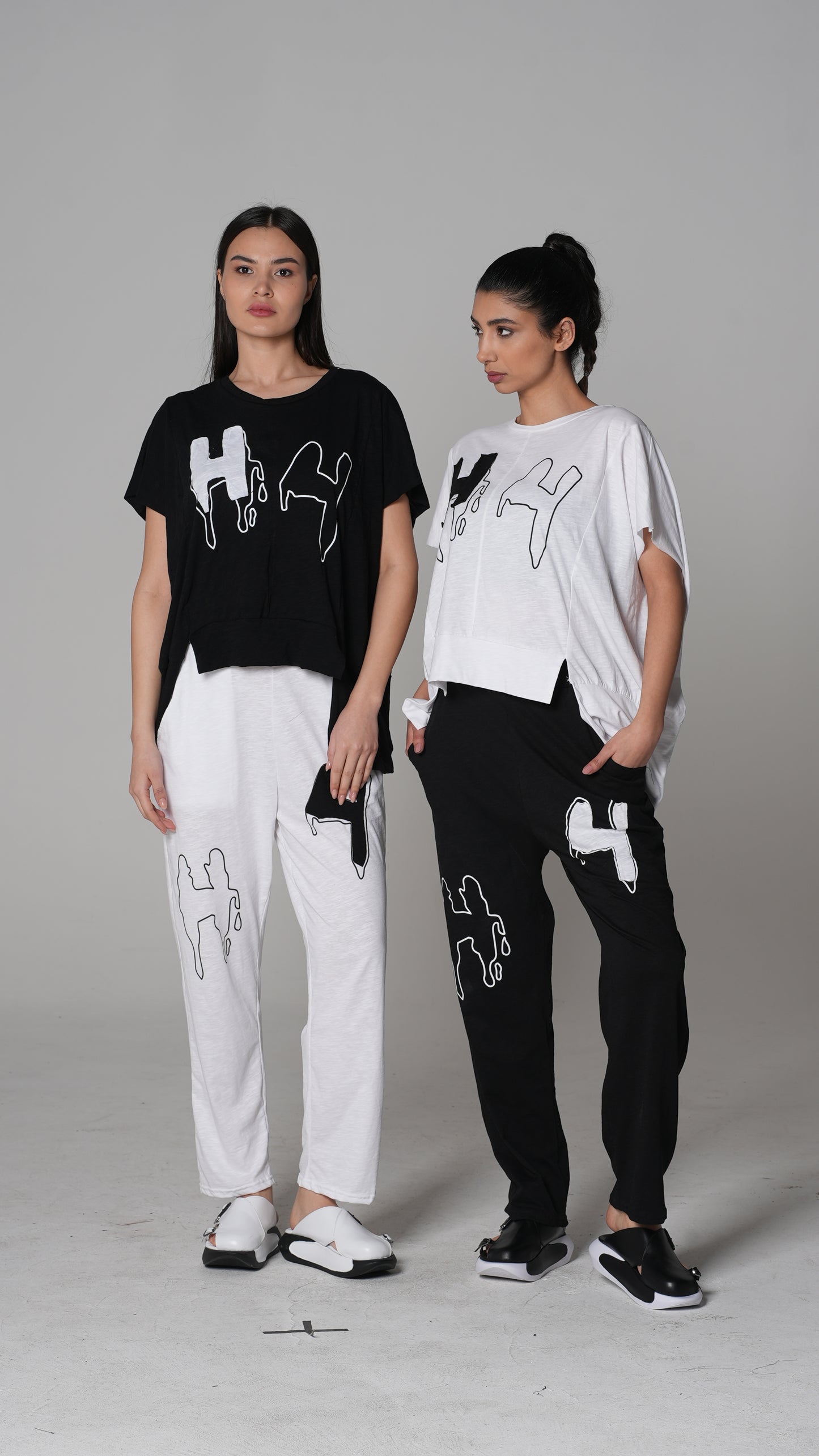 Camiseta Boxy Estampada | H4 London – Estilo 6282