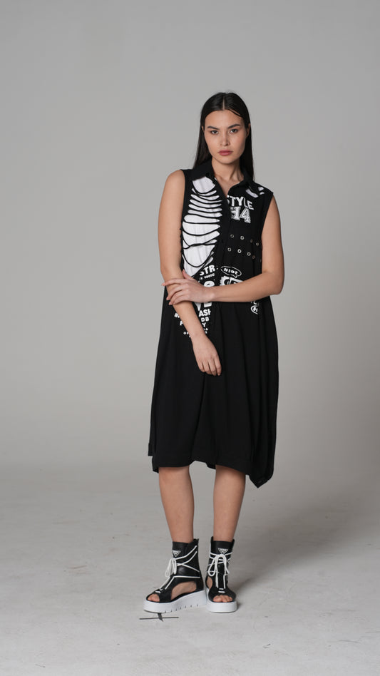 FIFOUR Slogan-Print Shorts — H4 London SS26