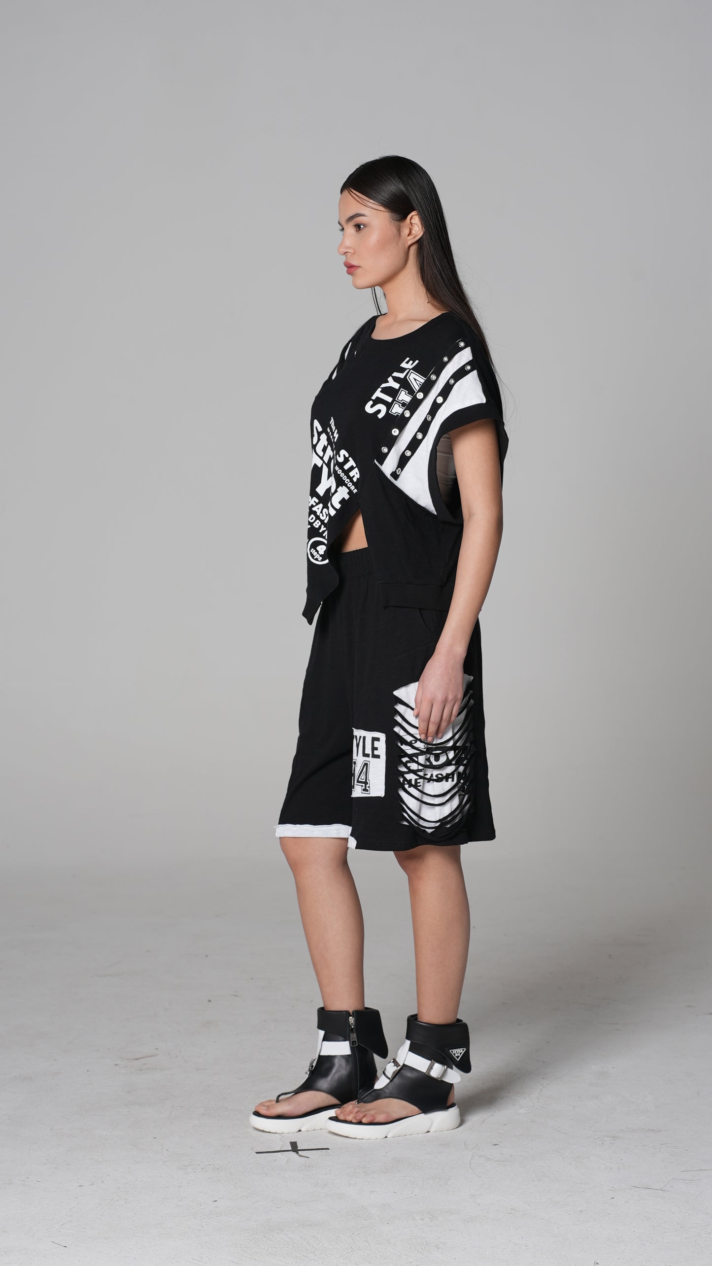 Slogan-Print Printed T-Shirt — H4 London SS26